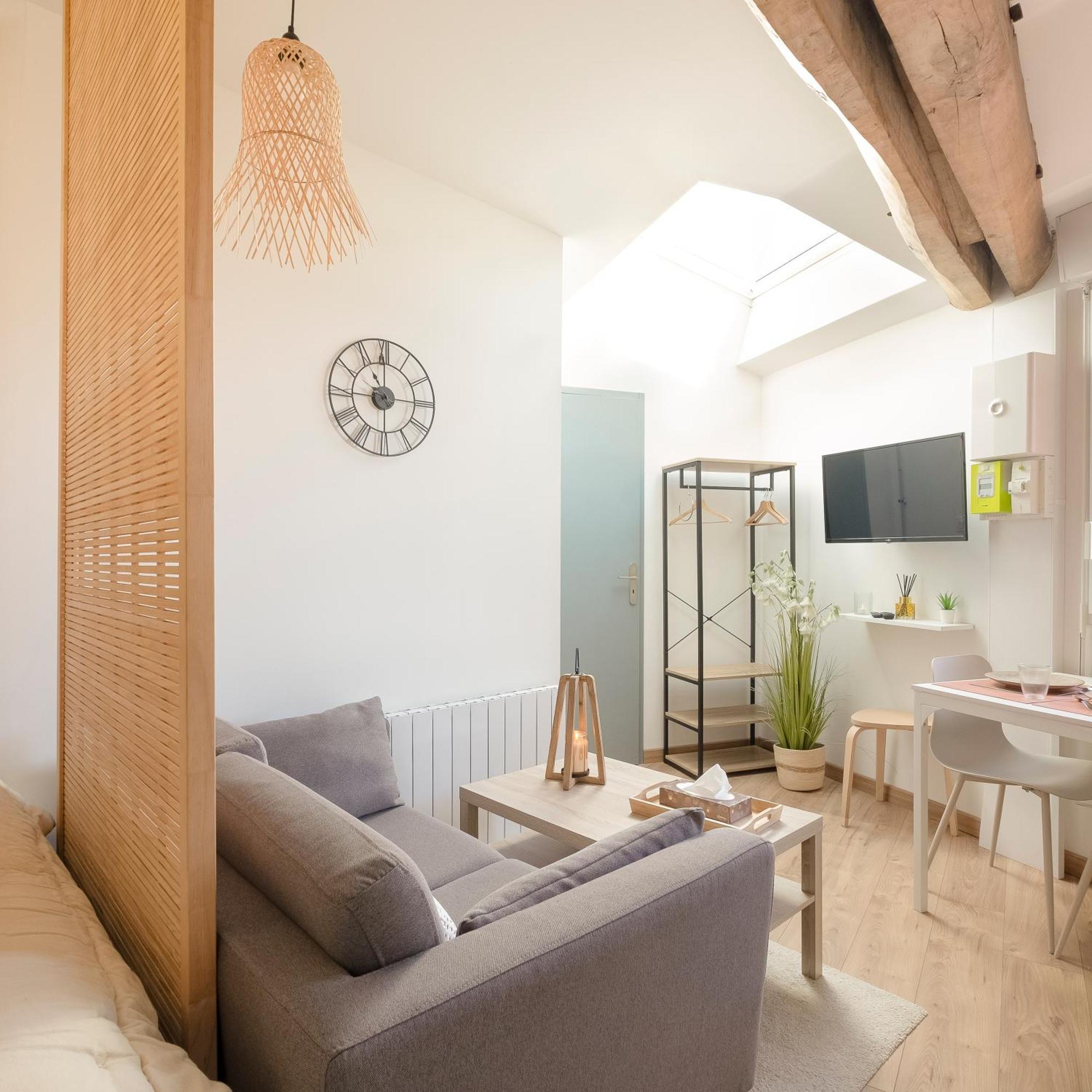 Studio Tout Confort Pres Ancenis Lire Bagian luar foto